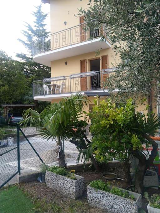 Appartamento Sunrelax Riva del Garda Exterior photo